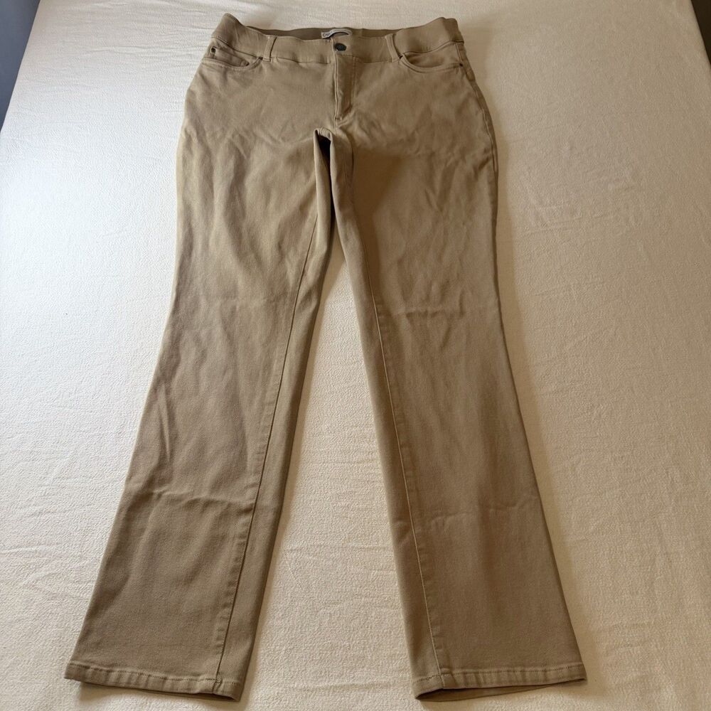 Cato Women Pants Size 8 Tan Curvy  Straight Stretchy Spandex Bottom
